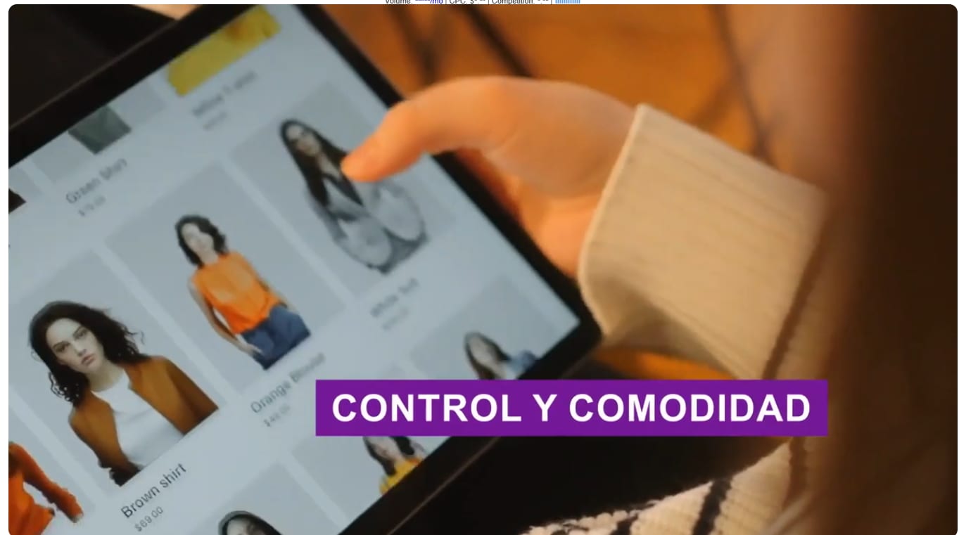 Escena 3: Cliente con tablet, navegando el catálogo de SOGAM. El control en la palma de la mano.